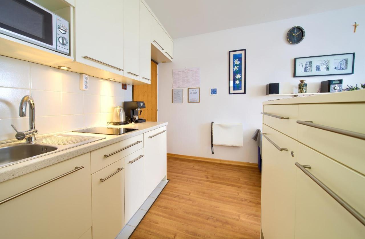 Studio Apartment Vesna Krk Town Exterior photo