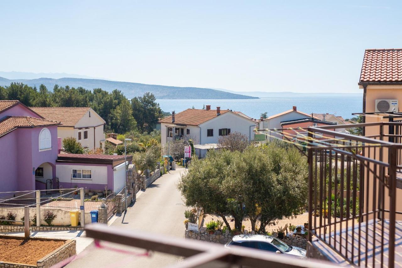Studio Apartment Vesna Krk Town Exterior photo
