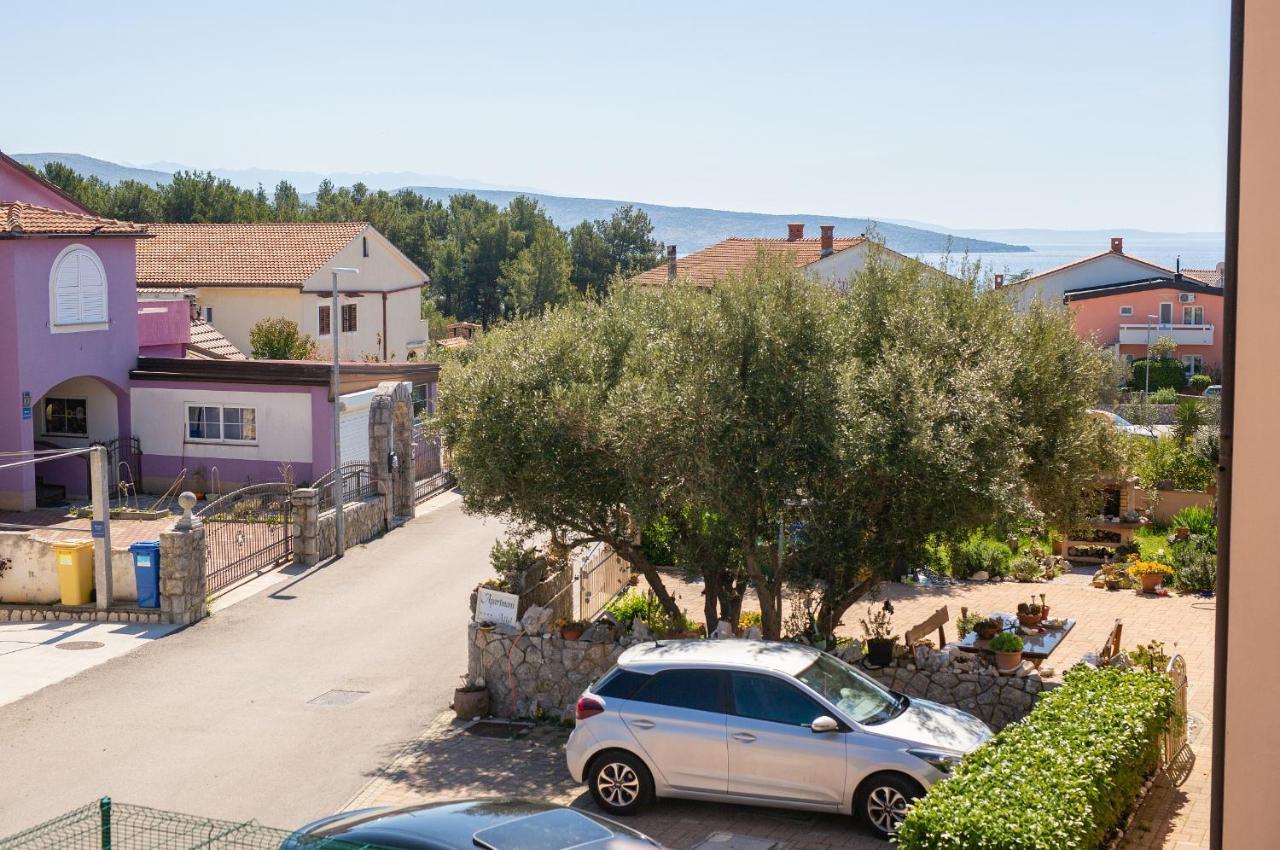 Studio Apartment Vesna Krk Town Exterior photo